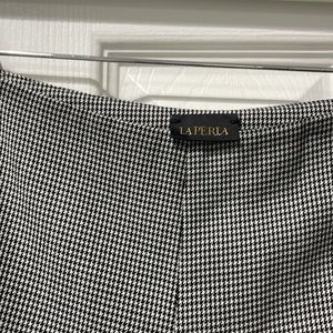 La perla houndstooth ankle pants NWOT